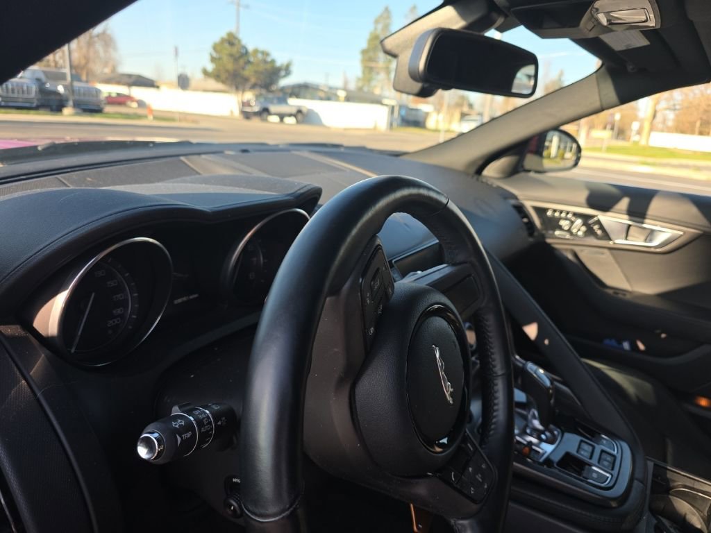 Used 2014 Jaguar F-TYPE S RWD image 14