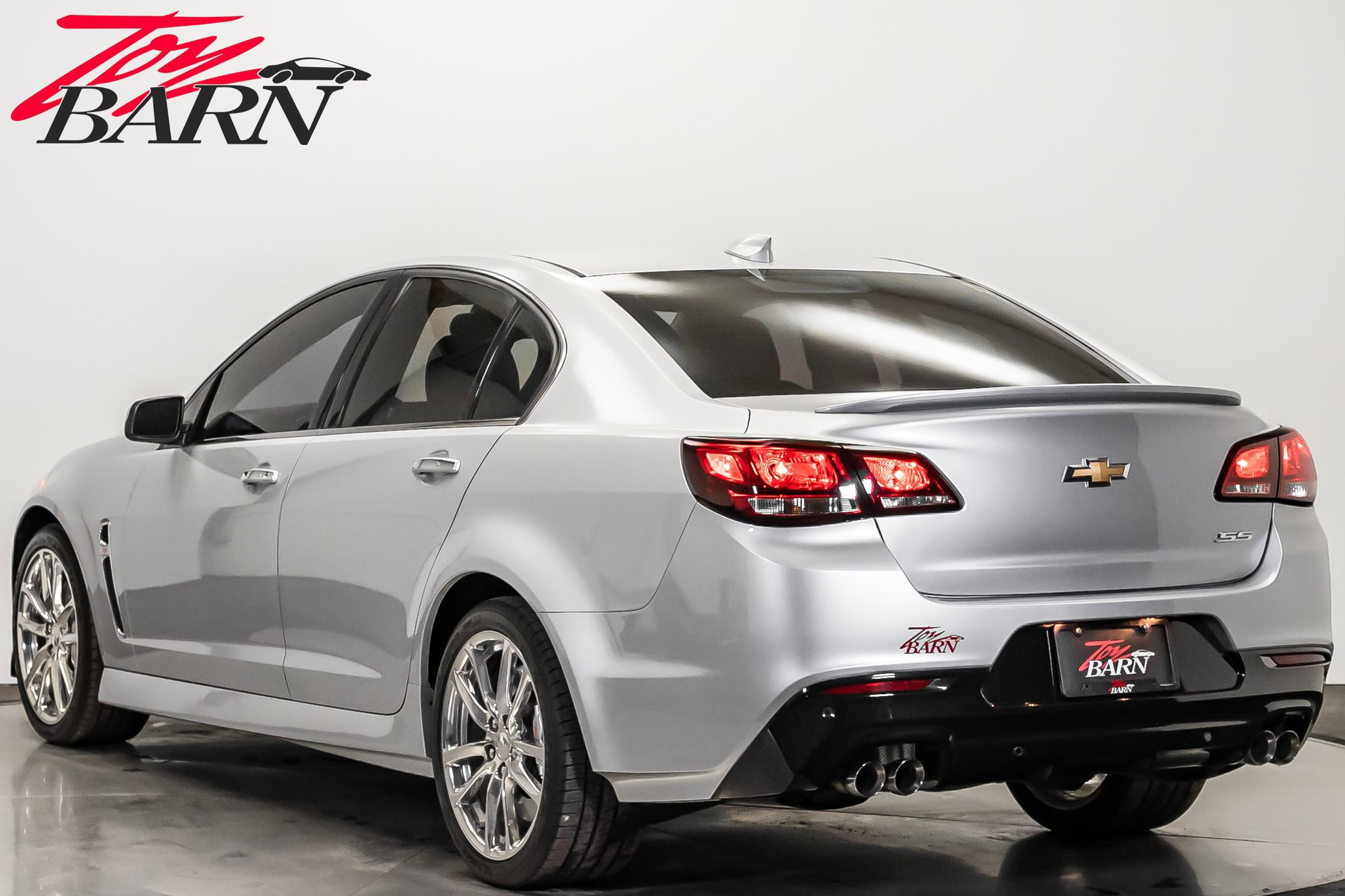 Used 2015 Chevrolet SS image 3