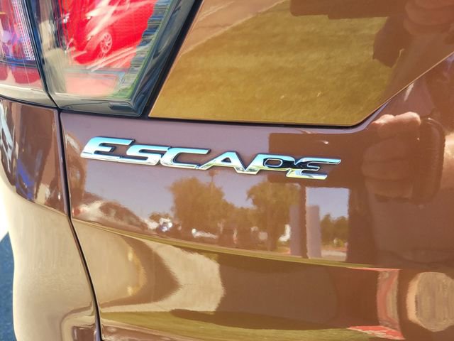 Certified 2017 Ford Escape SE w/ Equipment Group 201A AWD/4WD image 7