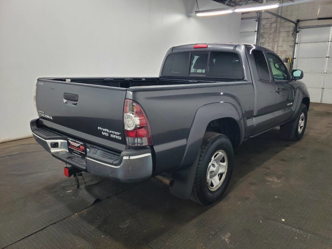 Used 2011 Toyota Tacoma PreRunner w/ SR5 Pkg #2 RWD image 7