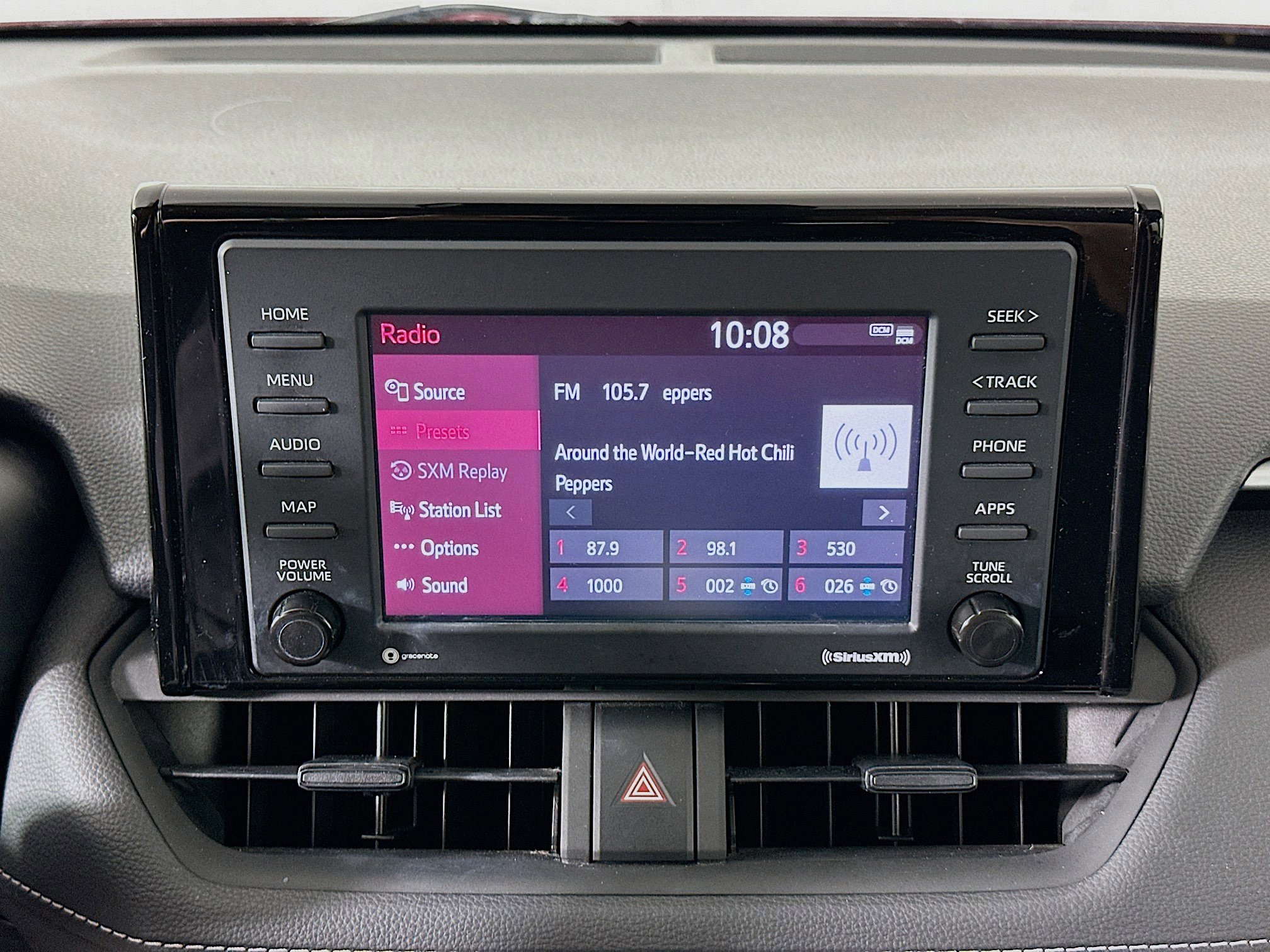 Used 2021 Toyota RAV4 XLE AWD/4WD image 21
