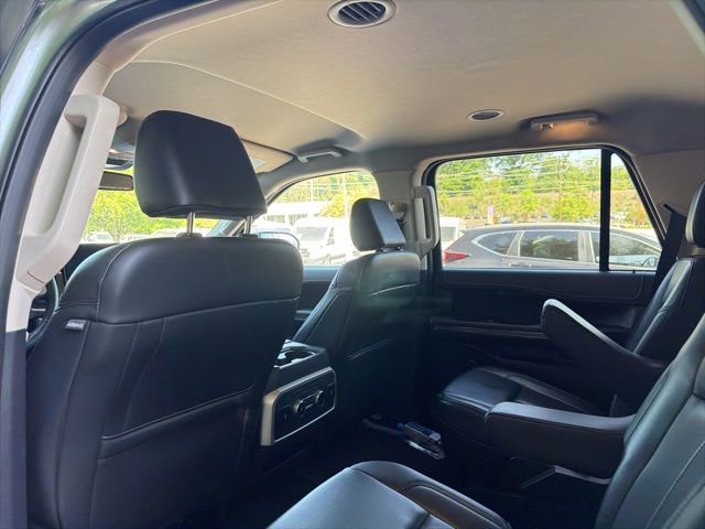 Used 2024 Ford Expedition XLT AWD/4WD image 22
