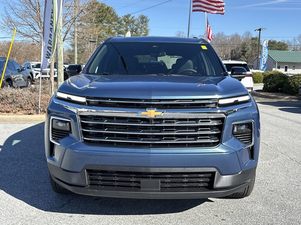 New 2026 Chevrolet Traverse LT w/ Sun and Wheel Package image 3