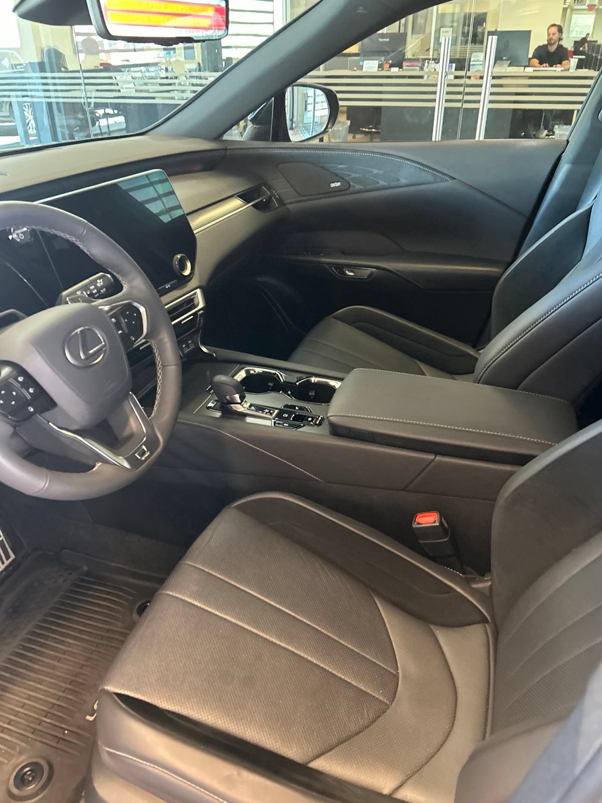 Used 2024 Lexus RX 500h F Sport w/ Convenience Package AWD/4WD image 5
