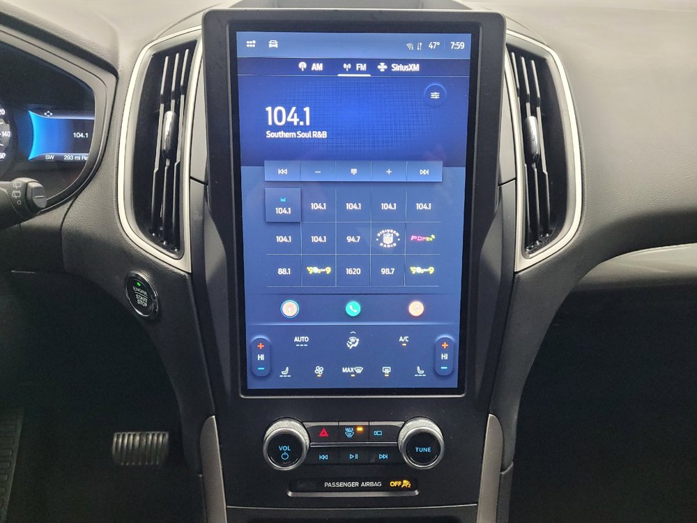 Used 2024 Ford Edge SEL image 25