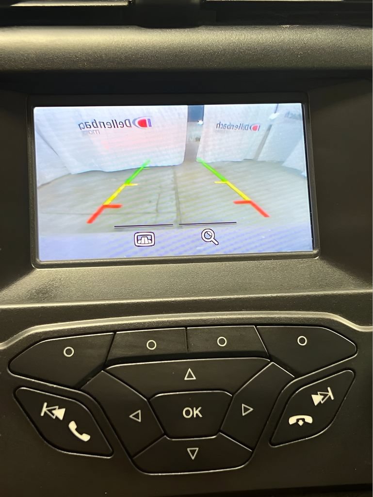 Used 2015 Ford Fusion SE FWD image 17