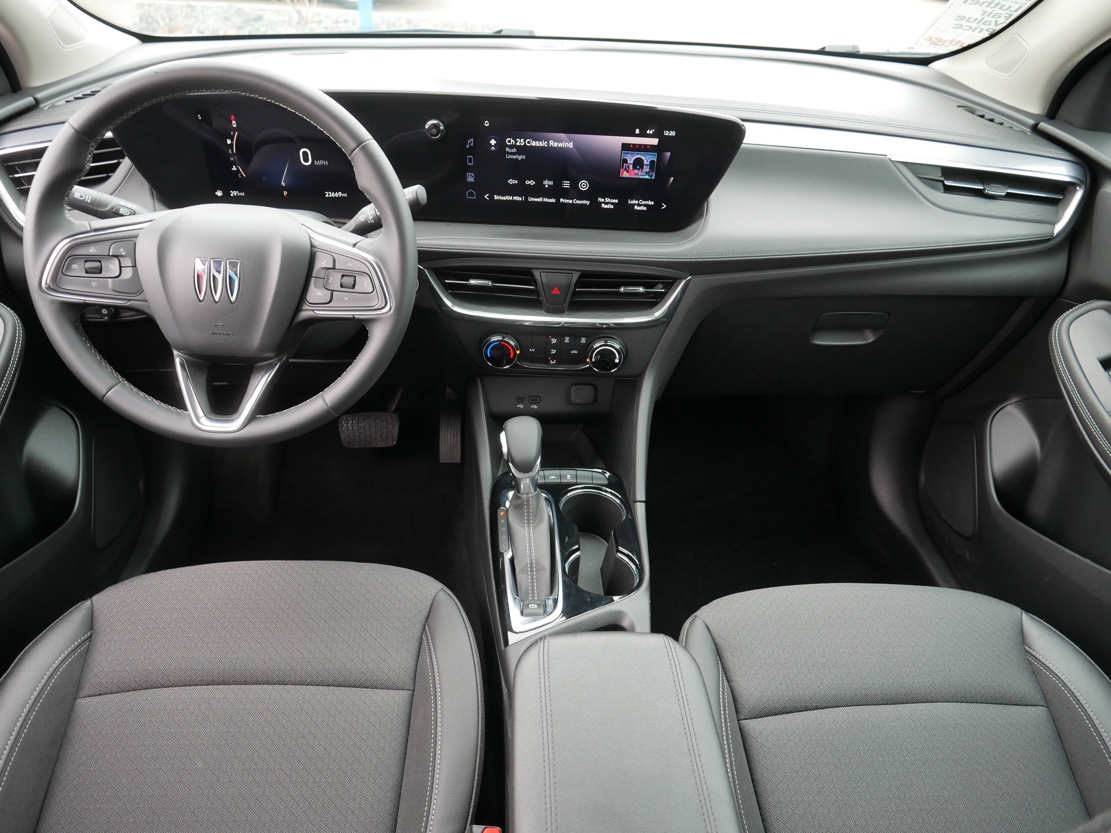 Used 2025 Buick Encore GX Preferred image 10