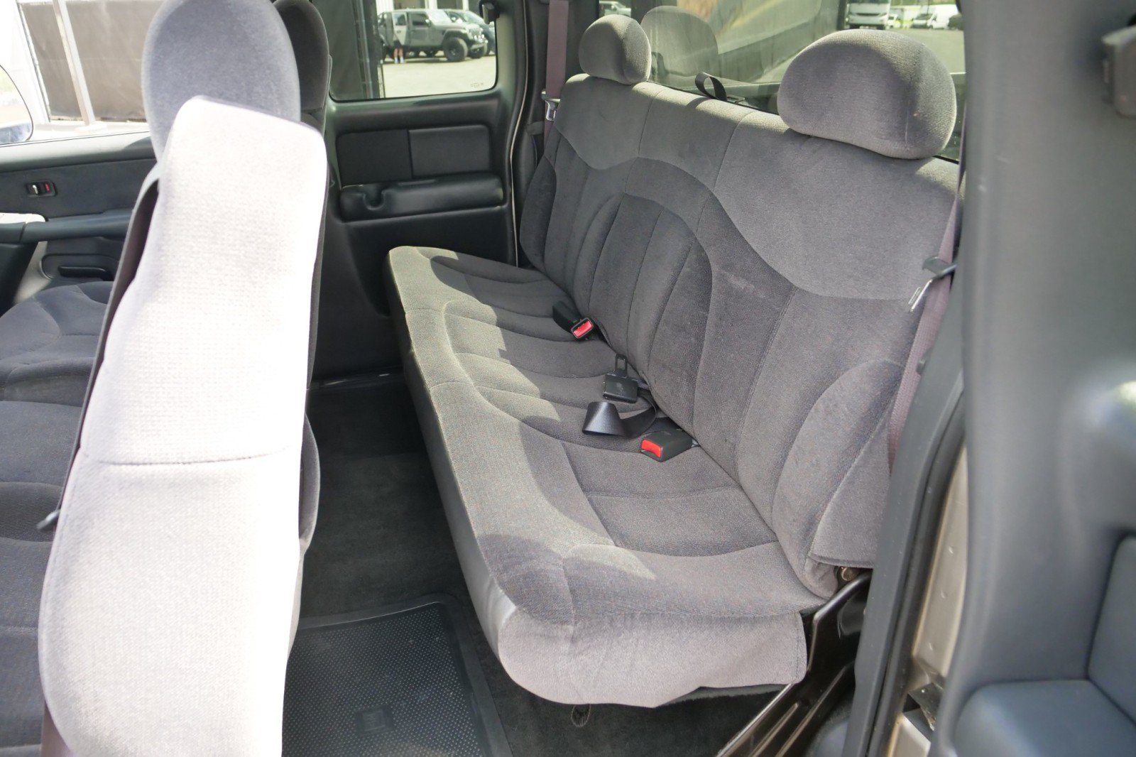 Used 2001 GMC Sierra 3500 4x4 Extended Cab image 17
