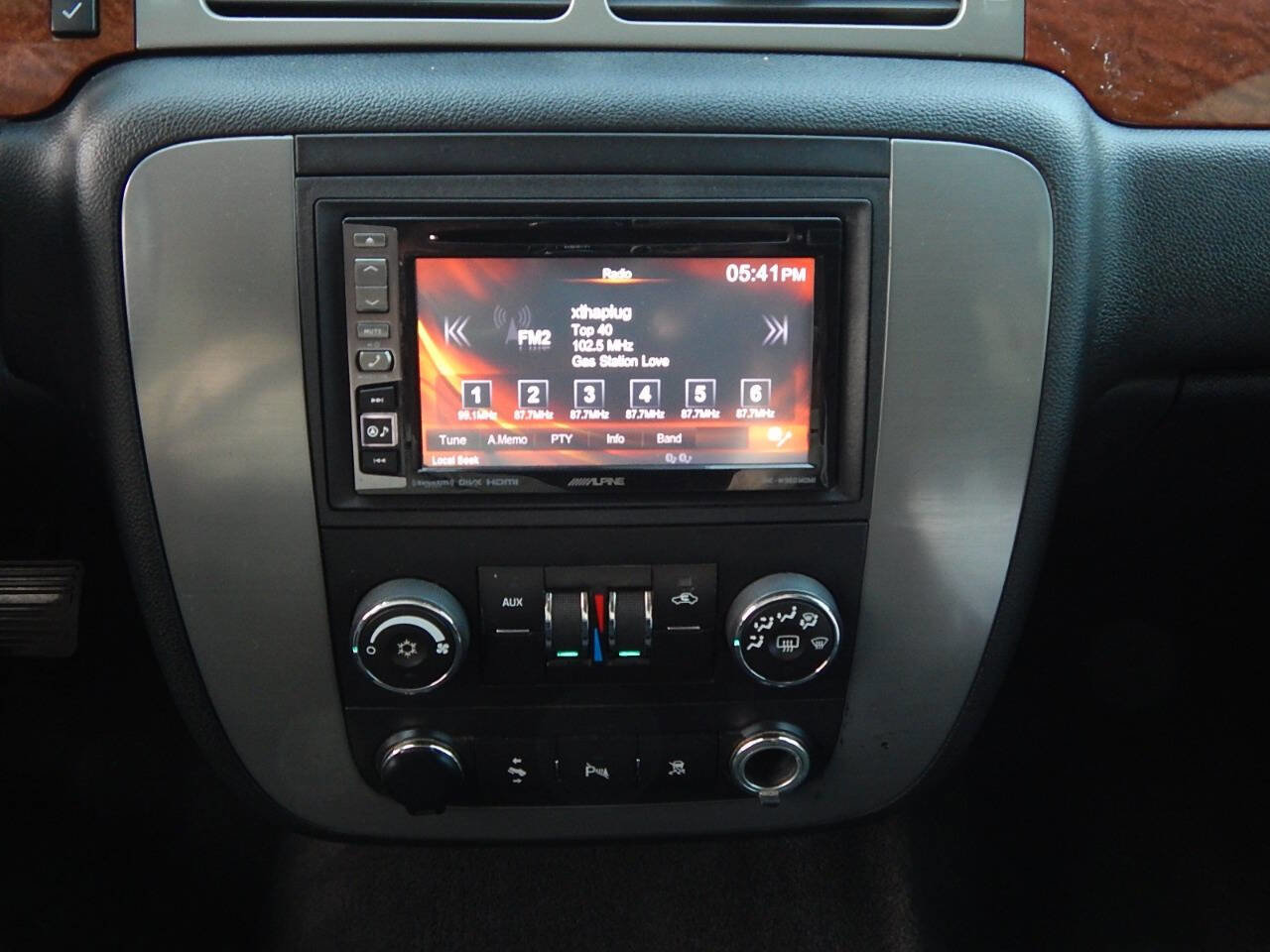 Used 2008 GMC Yukon SLE w/ Convenience Package image 12