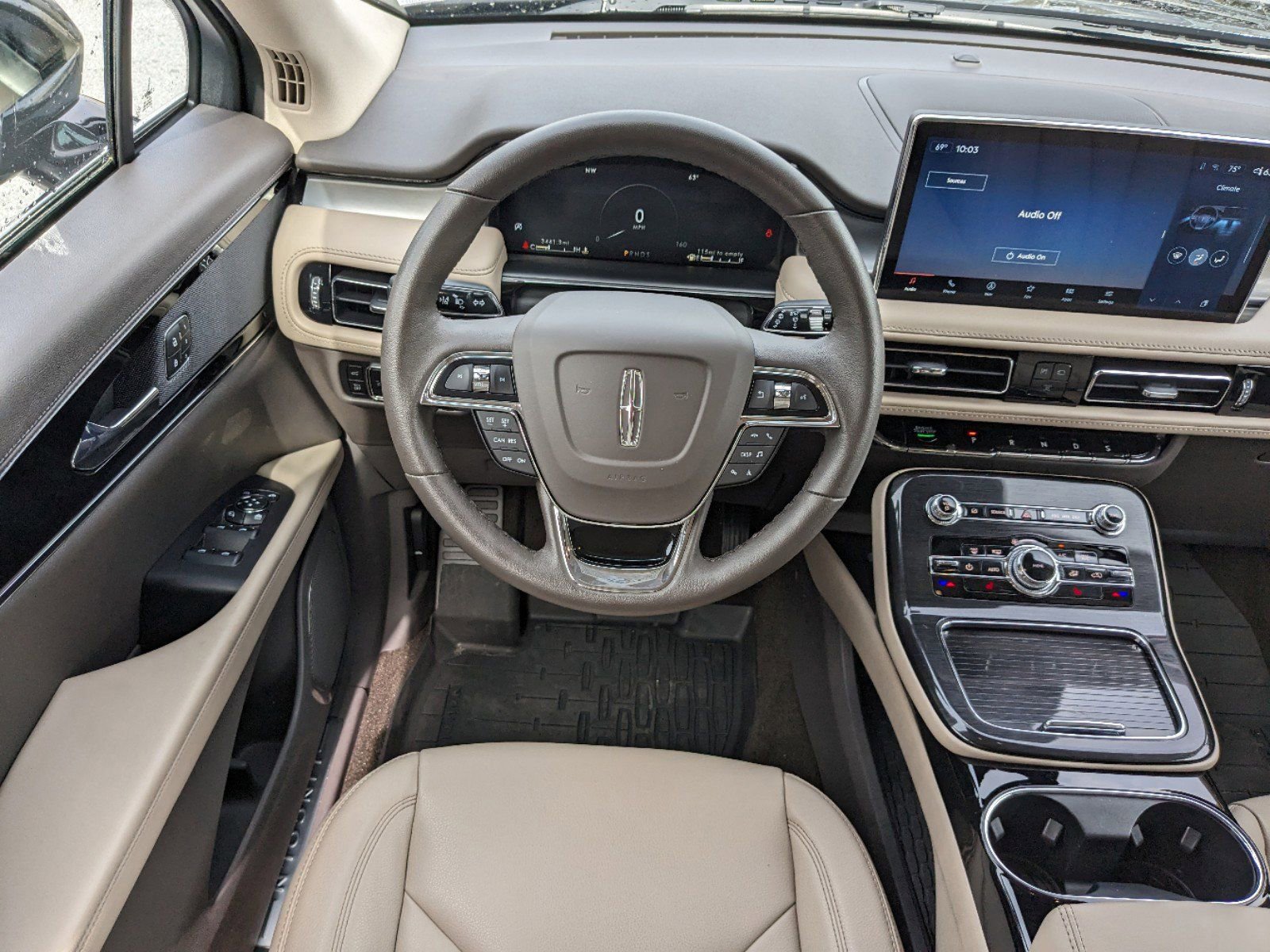 Certified 2023 Lincoln Nautilus AWD w/ Premium Package image 16