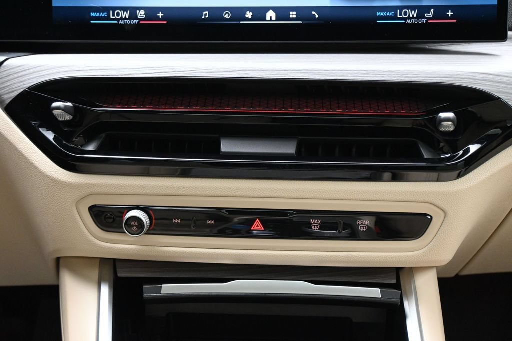 Used 2025 BMW i4 eDrive40 w/ Premium Package RWD image 22