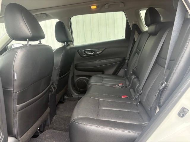 Used 2019 Nissan Rogue SL w/ Premium Package AWD/4WD image 15
