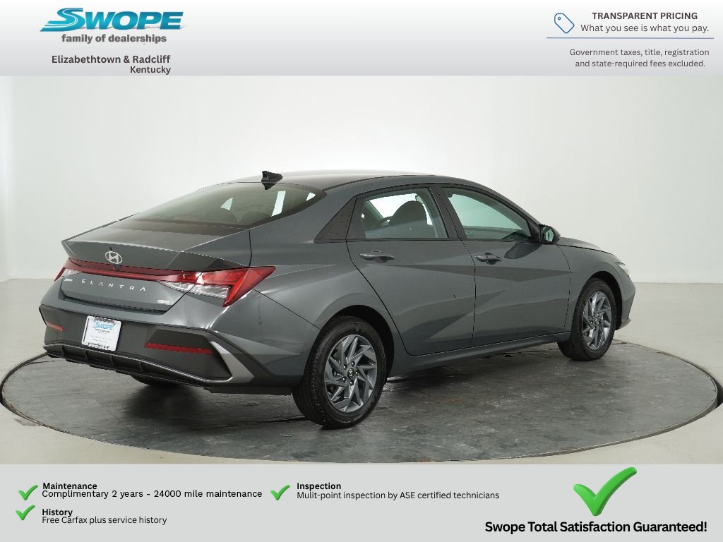 New 2026 Hyundai Elantra Hybrid FWD image 3