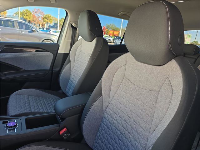 New 2026 Volkswagen Tiguan S image 13