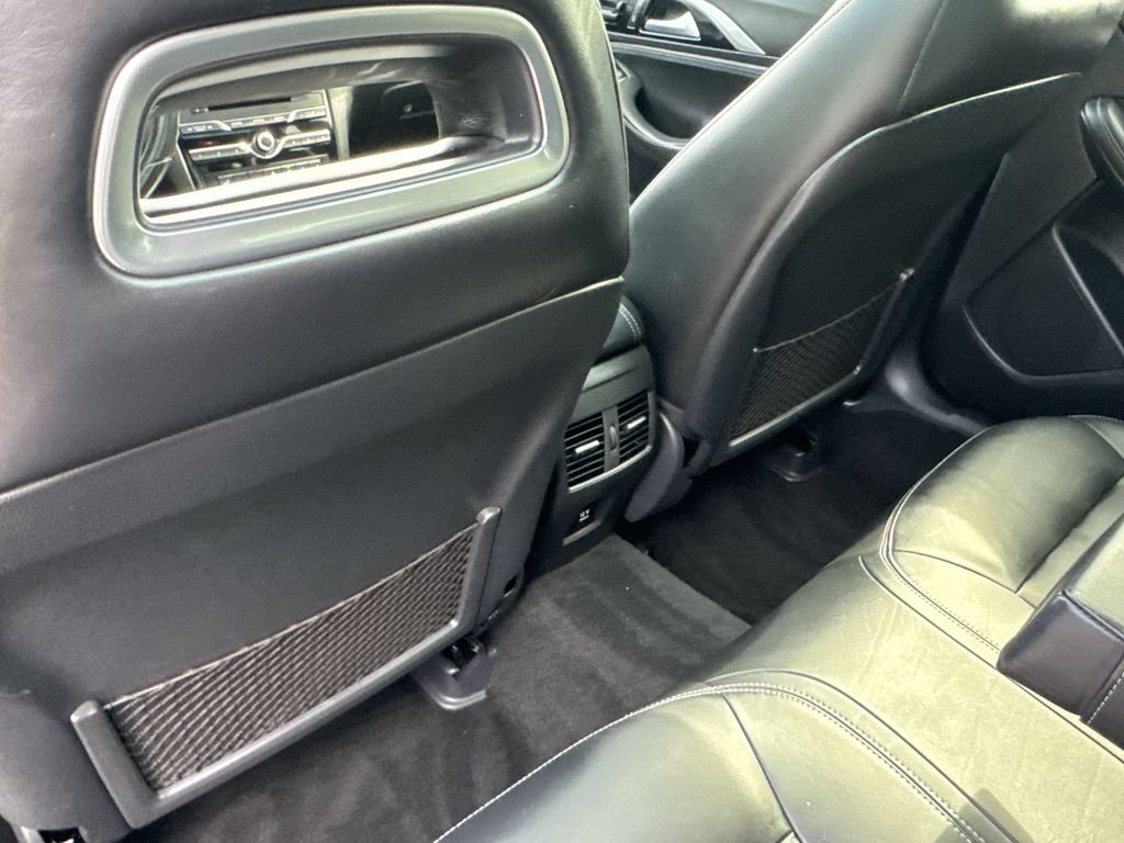 Certified 2018 INFINITI QX30 Sport w/ Sport Leather Package FWD image 23