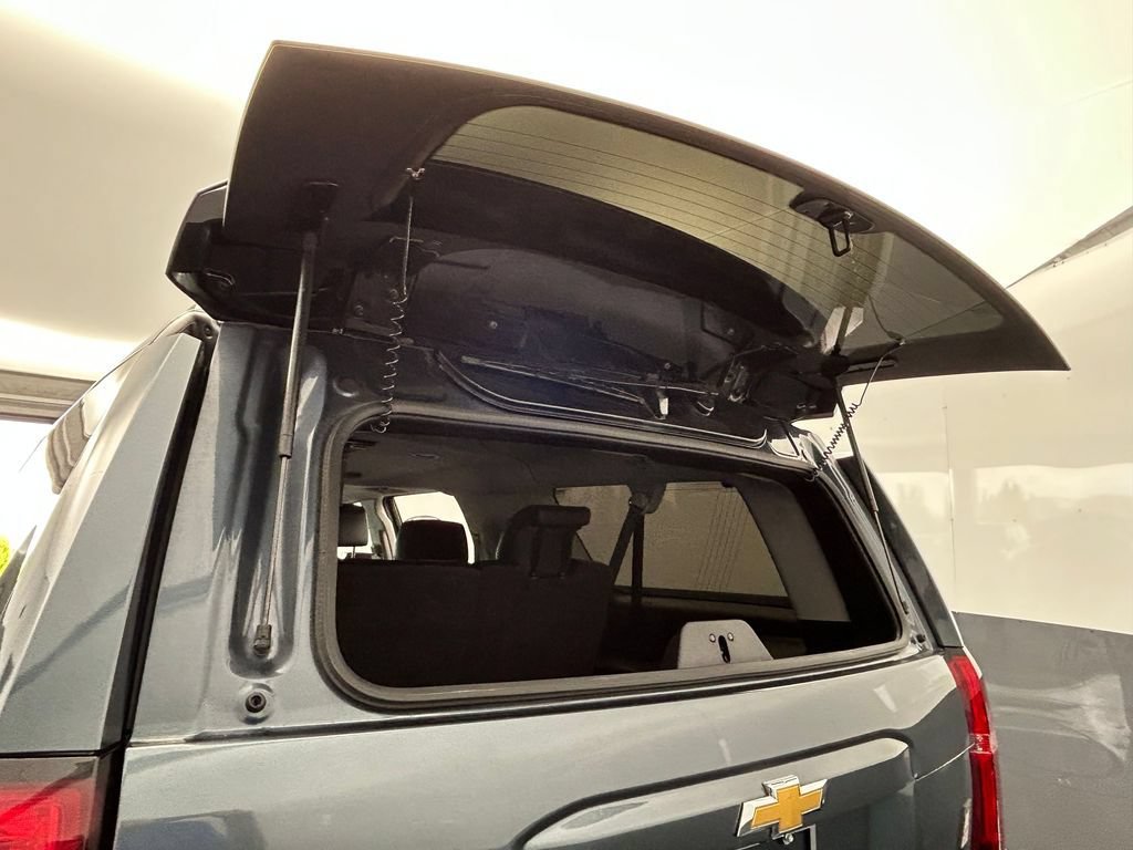 Used 2020 Chevrolet Suburban LT RWD image 43