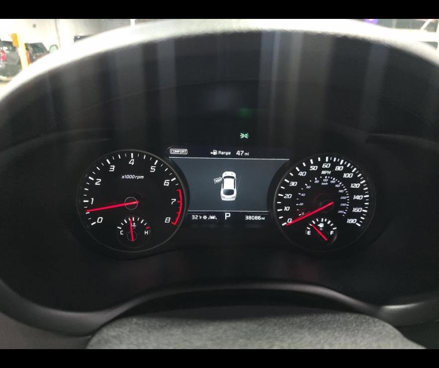 Used 2019 Kia Stinger GT2 image 6