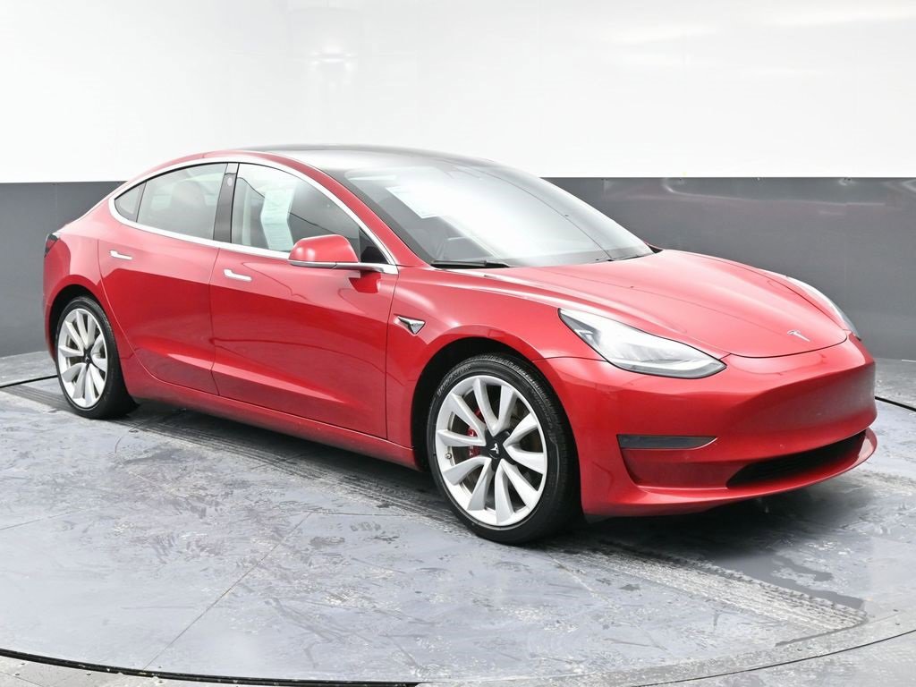 Used 2020 Tesla Model 3 Standard Range Plus image 2