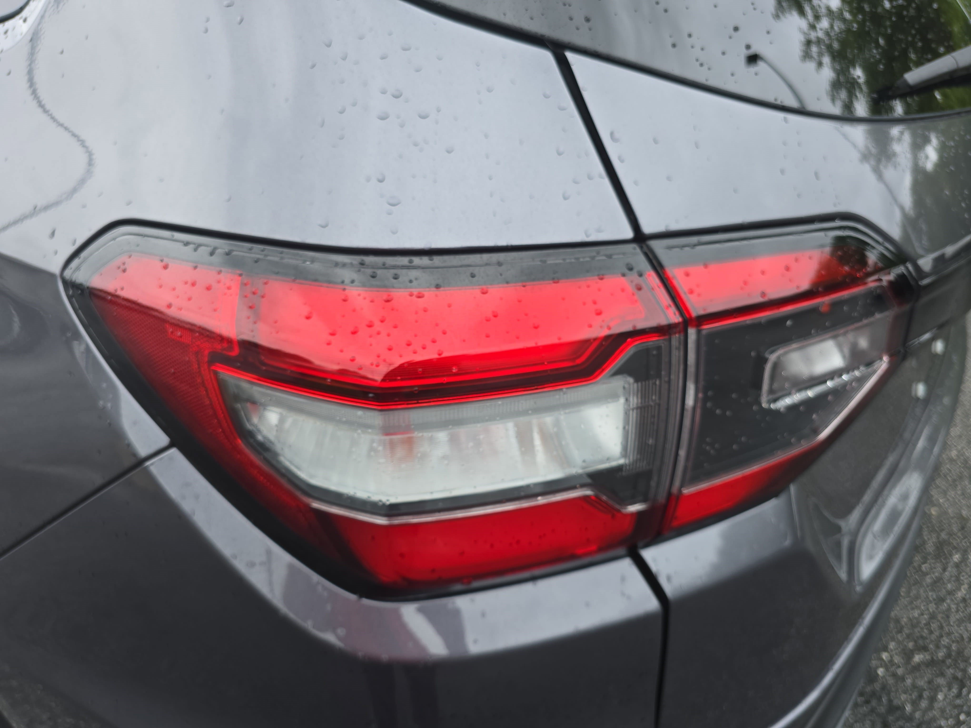Used 2025 Honda Pilot EX-L image 35