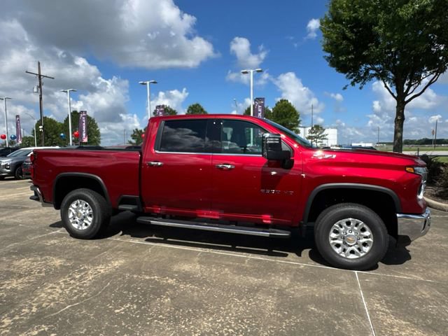 New 2026 Chevrolet Silverado 2500 LTZ w/ LTZ Convenience Package AWD/4WD image 8
