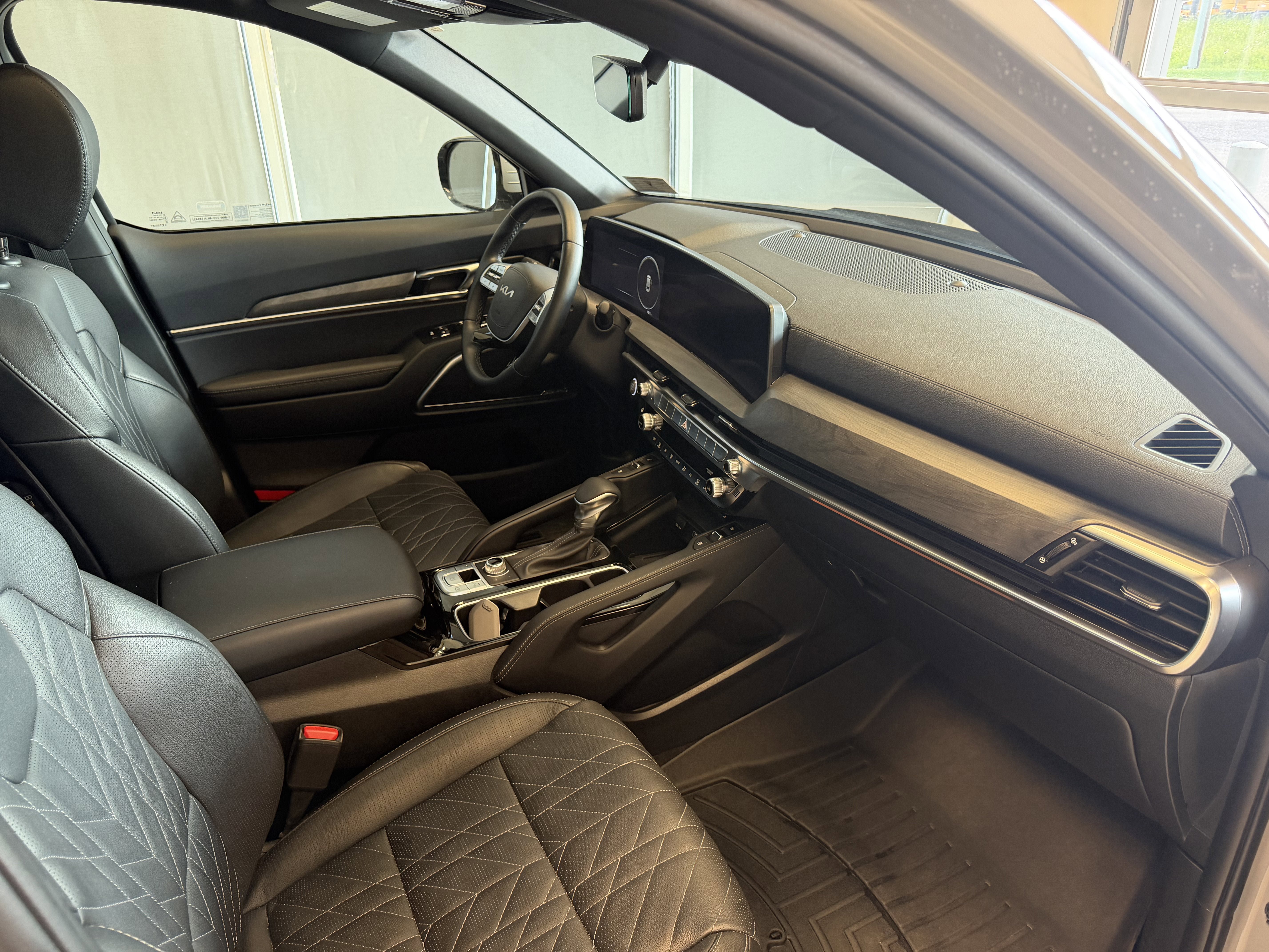Used 2025 Kia Telluride SX X-Line AWD/4WD image 9