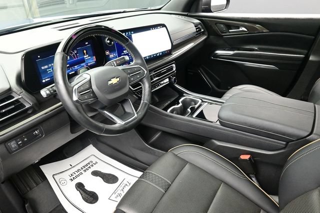 Used 2025 Chevrolet Traverse High Country w/ LPO, Floor Liner Package FWD image 18