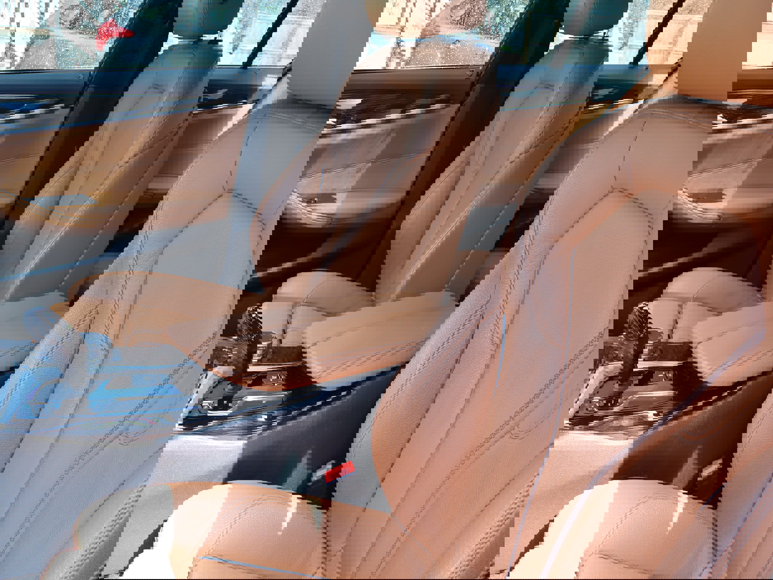 Used 2019 BMW 530i w/ Convenience Package image 18