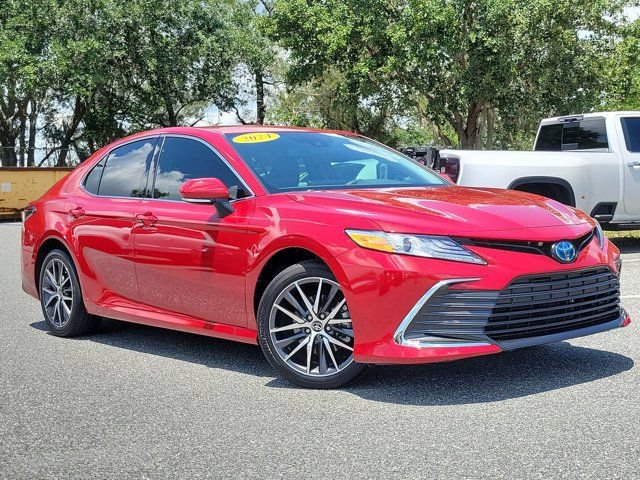 Used 2024 Toyota Camry XLE FWD image 35