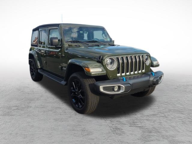 Used 2023 Jeep Wrangler Unlimited Sahara w/ Cold Weather Group AWD/4WD image 3