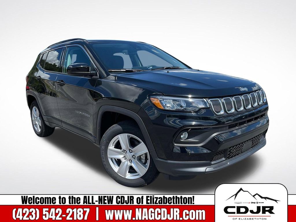 New 2022 Jeep Compass Latitude w/ Convenience Group