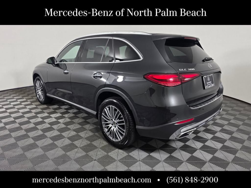 Certified 2026 Mercedes-Benz GLC 300 image 4