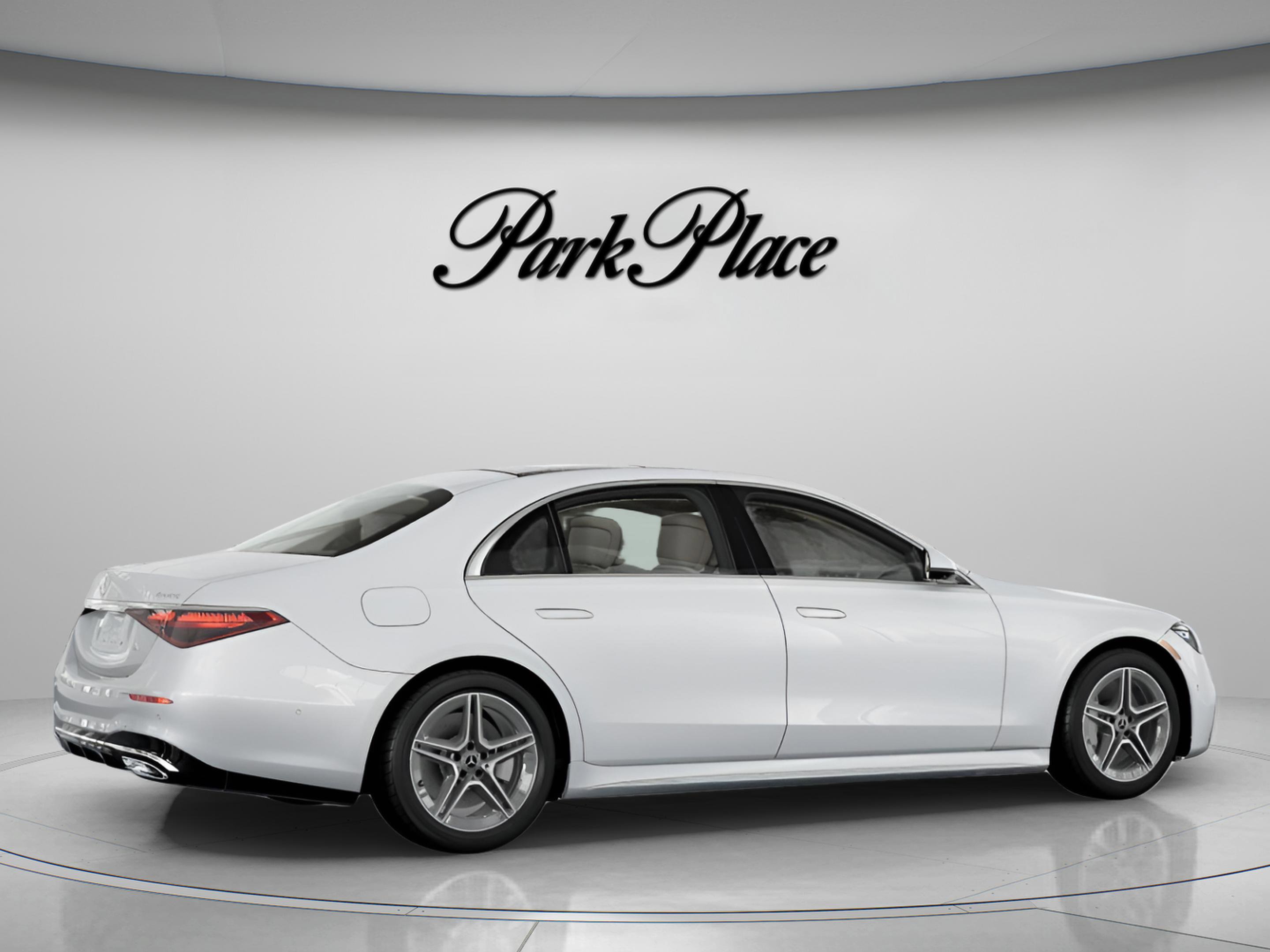 New 2026 Mercedes-Benz S 580e 4MATIC Sedan image 23