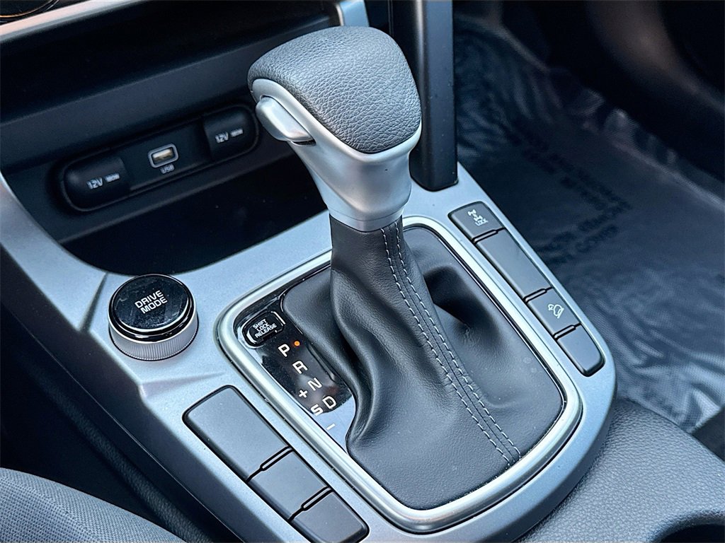 Used 2023 Kia Seltos LX image 16