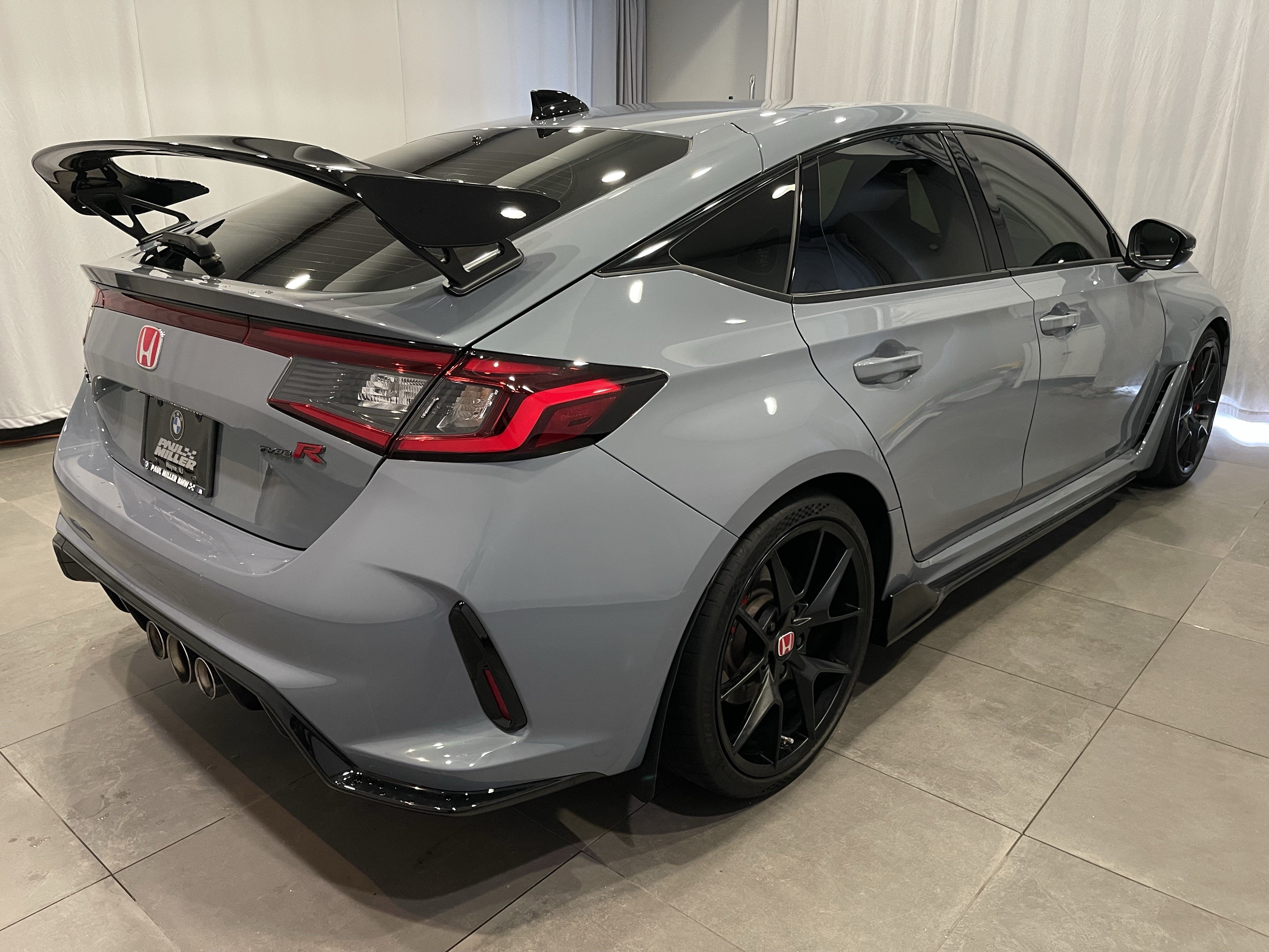 Used 2025 Honda Civic Type R image 6