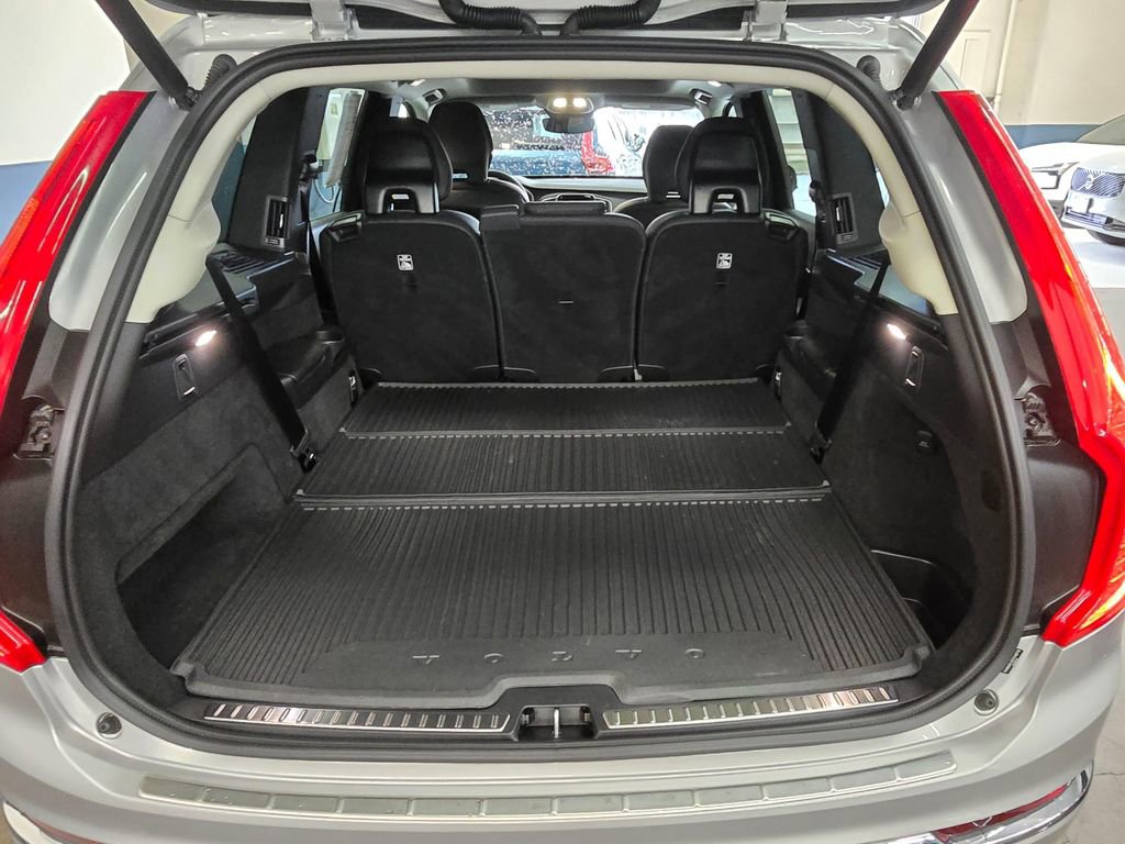 Certified 2025 Volvo XC90 B6 Core w/ Climate Package image 13