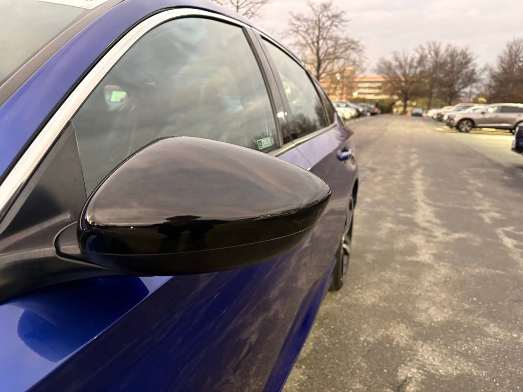 Used 2022 Honda Accord Sport image 13