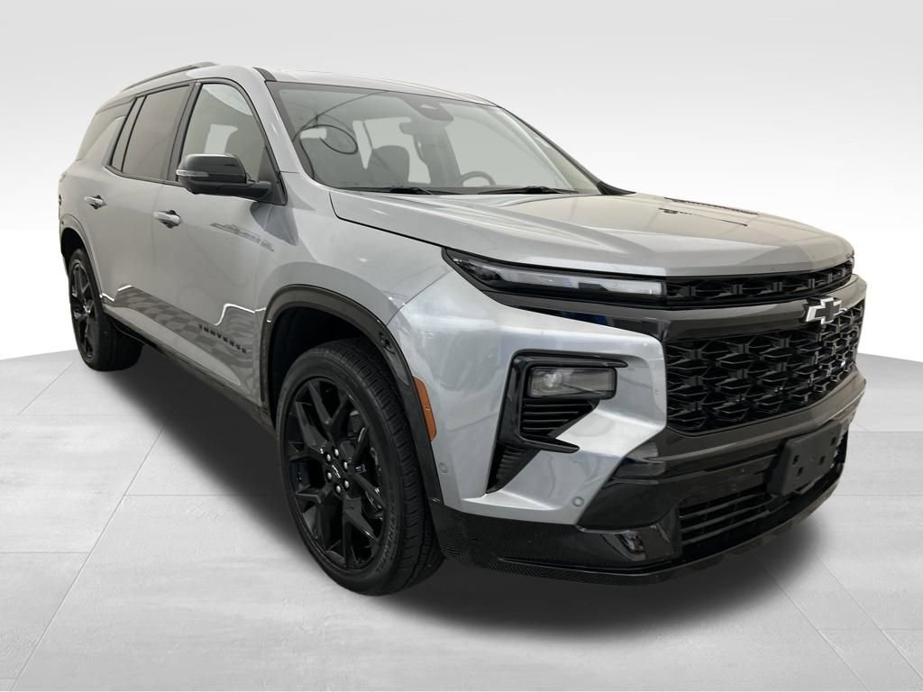 Certified 2025 Chevrolet Traverse RS w/ LPO, Floor Liner Package image 8