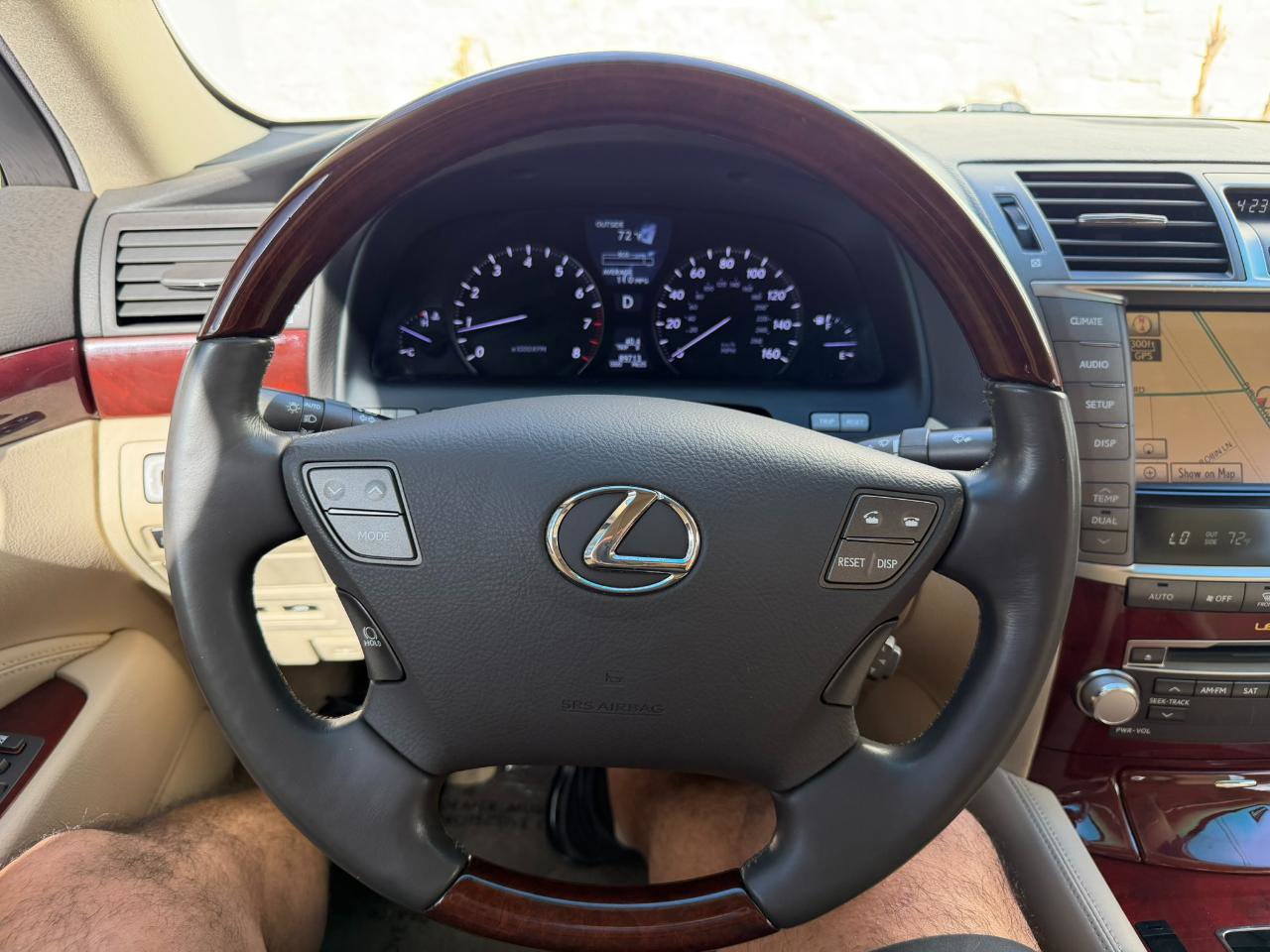 Used 2011 Lexus LS 460 AWD w/ Comfort Pkg image 29