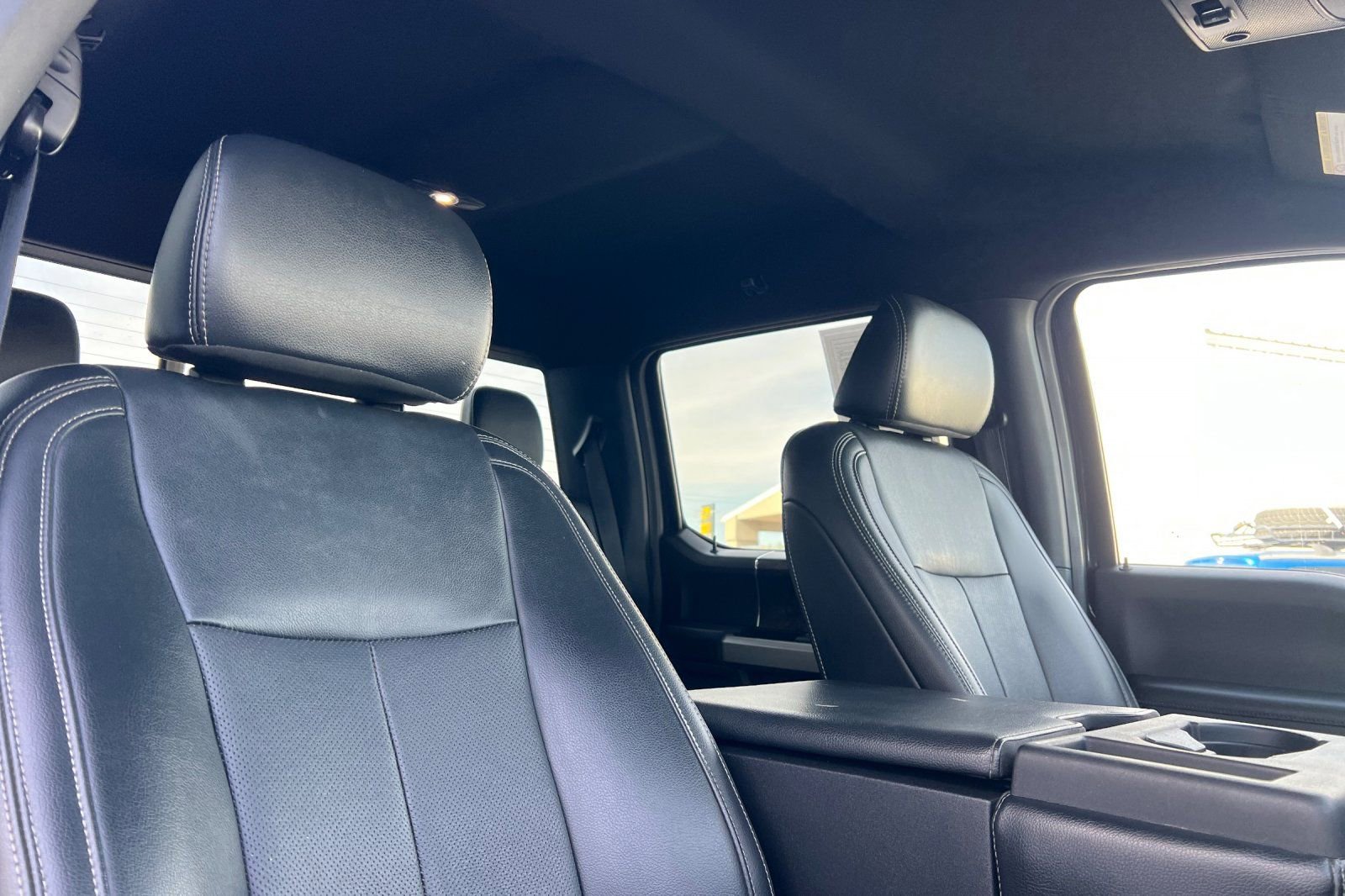 Used 2022 Ford F350 Lariat w/ Lariat Ultimate Package image 13