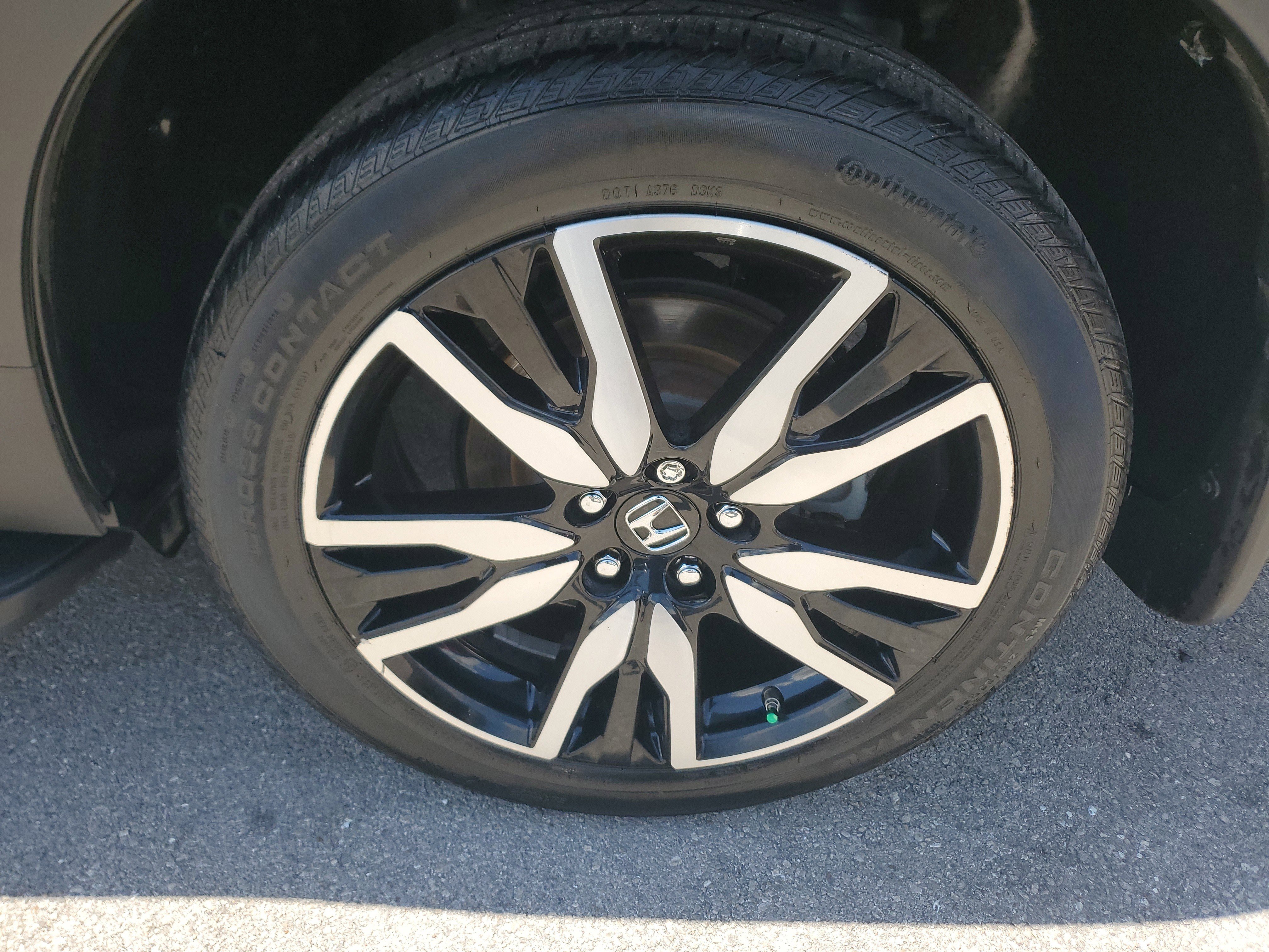 Used 2022 Honda Pilot Touring image 32