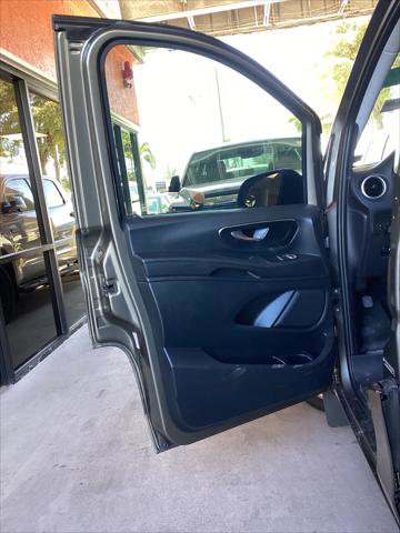 Used 2016 Mercedes-Benz Metris Passenger image 19