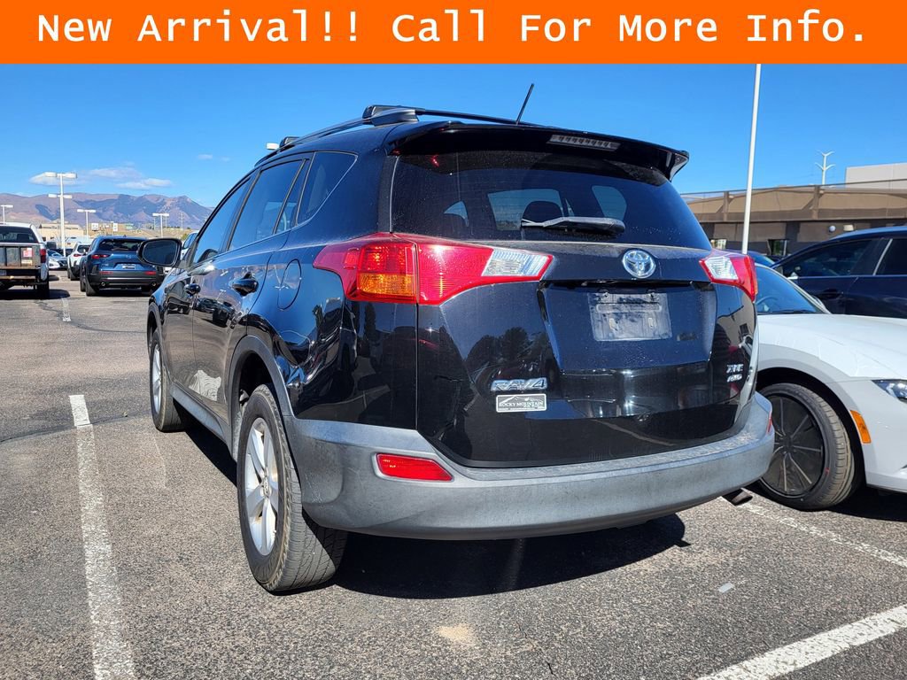 Used 2013 Toyota RAV4 XLE AWD/4WD image 7