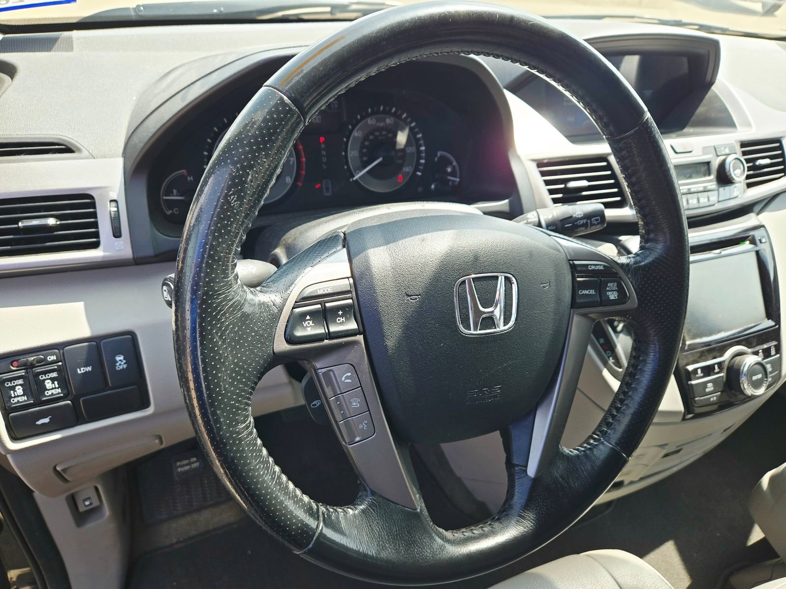 Used 2017 Honda Odyssey EX-L image 9