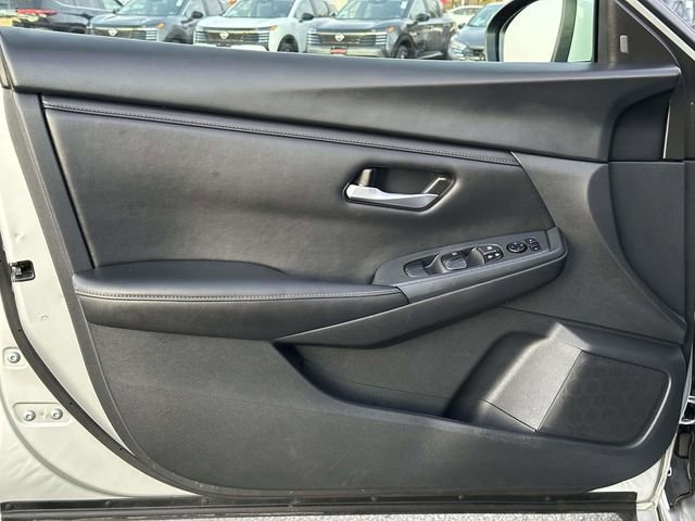 Used 2023 Nissan Sentra SV image 11