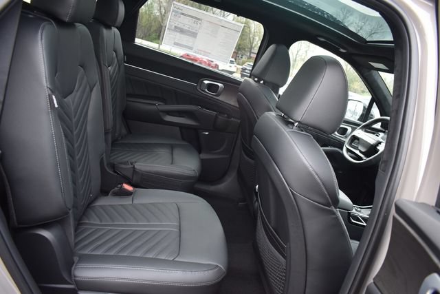 New 2026 Kia Sorento SX Prestige AWD/4WD image 17