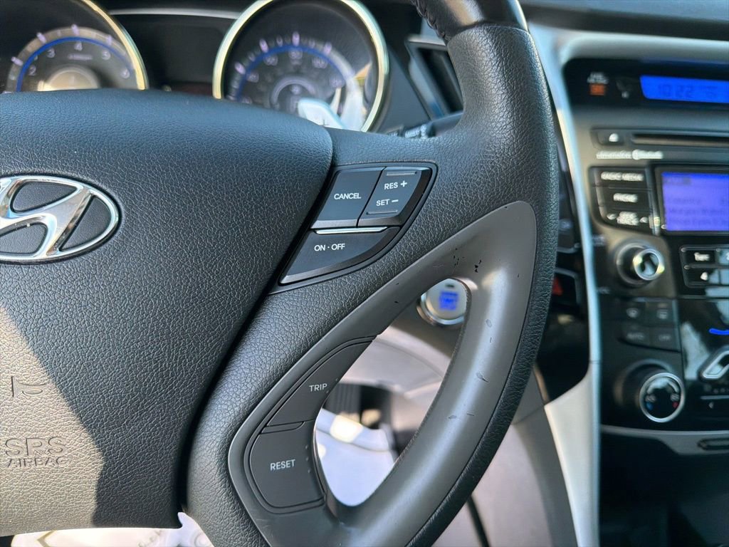 Used 2013 Hyundai Sonata Limited FWD image 23
