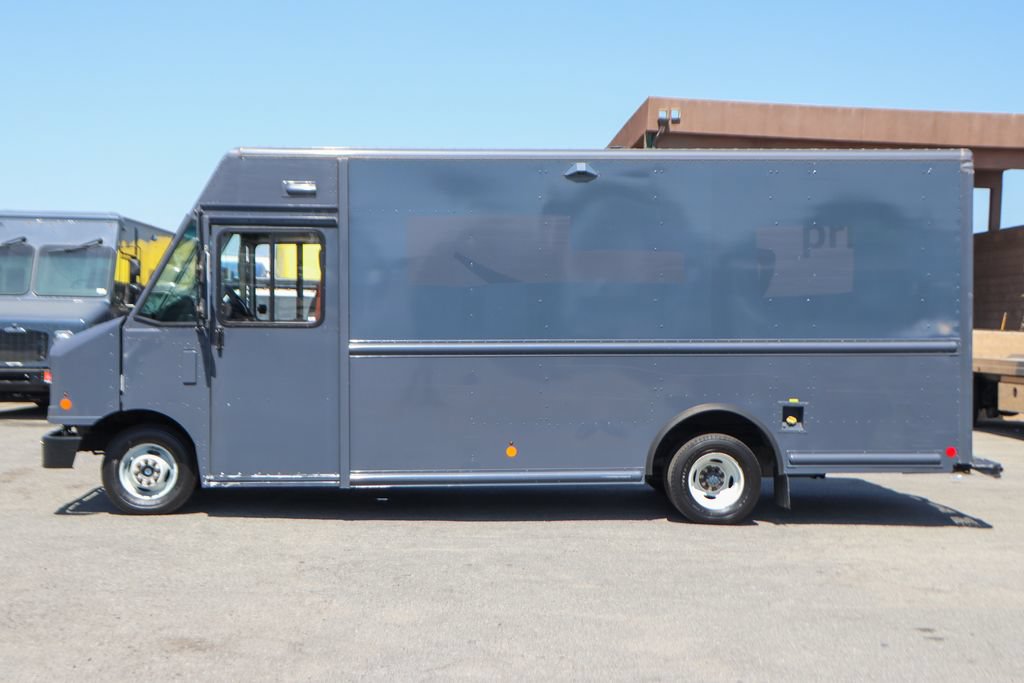 Used 2019 Ford E-450 and Econoline 450 Super Duty RWD image 5