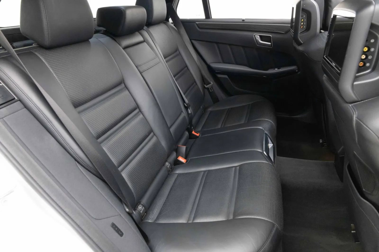 Used 2012 Mercedes-Benz E 63 AMG Wagon image 34