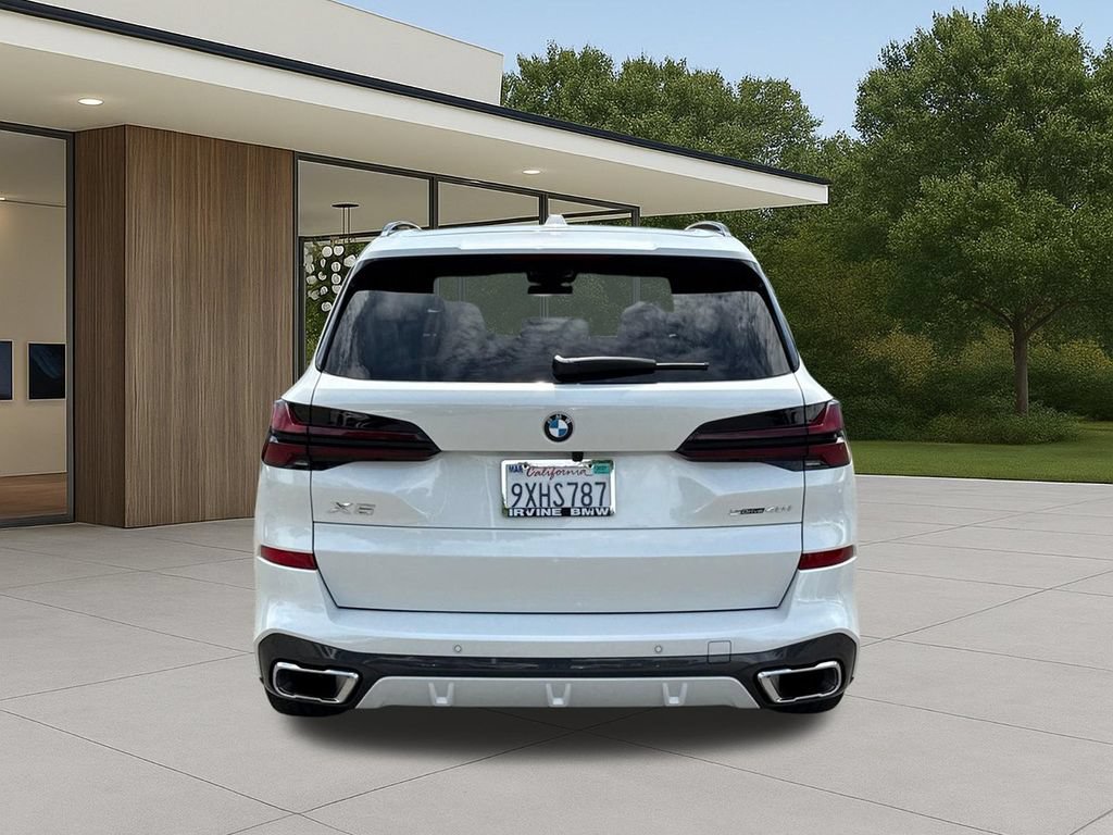 Used 2026 BMW X5 sDrive40i w/ M Sport Package RWD image 11