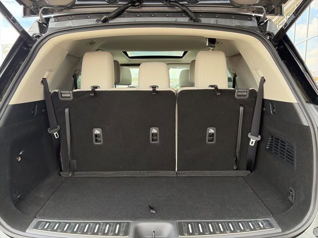 New 2026 Nissan Pathfinder SL image 19